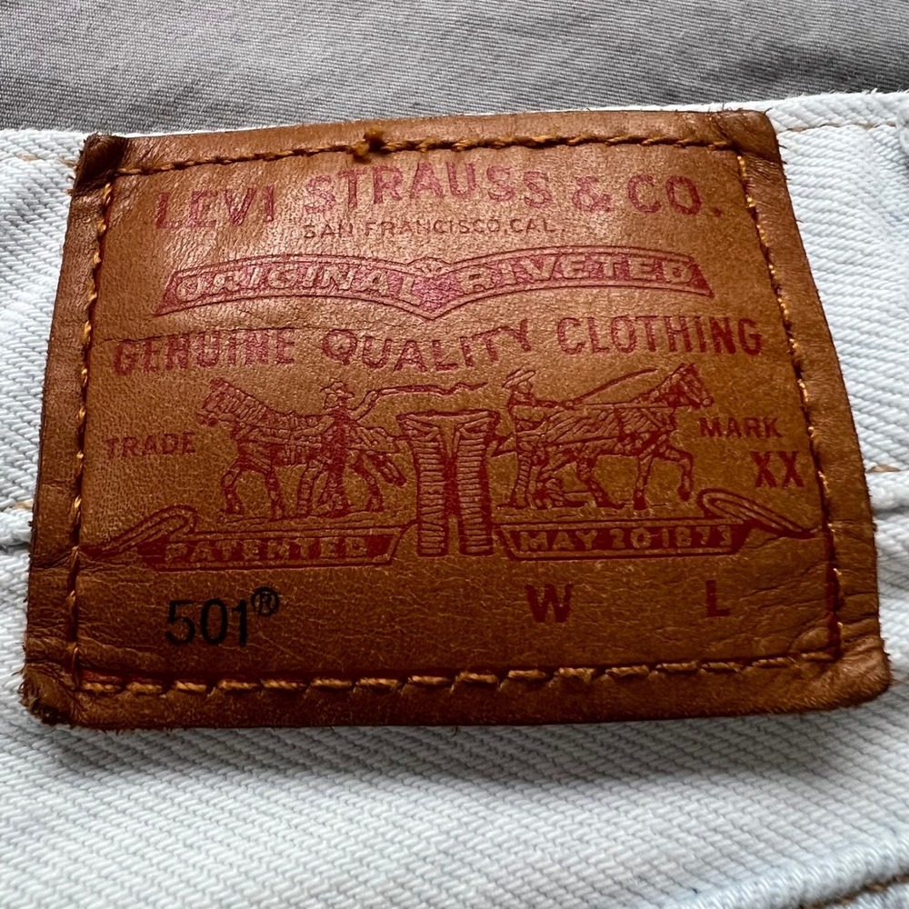 LEVI'S 501XX Cutout‎ Jeans Women's 26x26 Light Wash Premium Patchwork Distressed - Picture 6 of 16